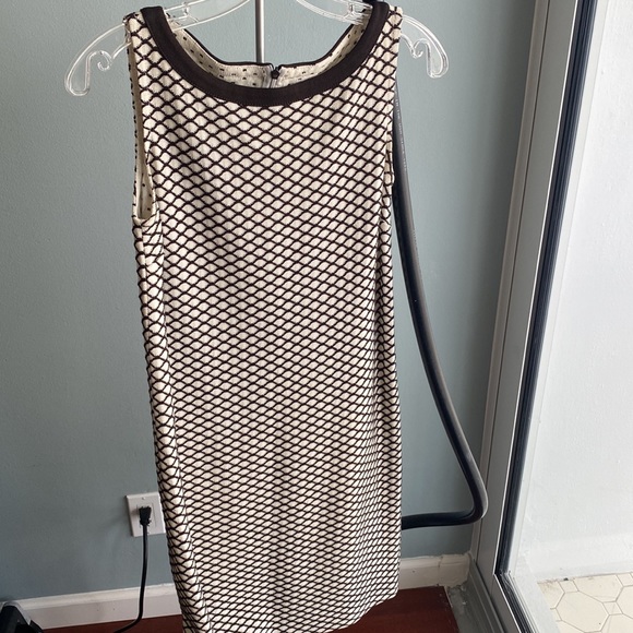 St. John suit black & white/cream dress & jacket set - Picture 5 of 7